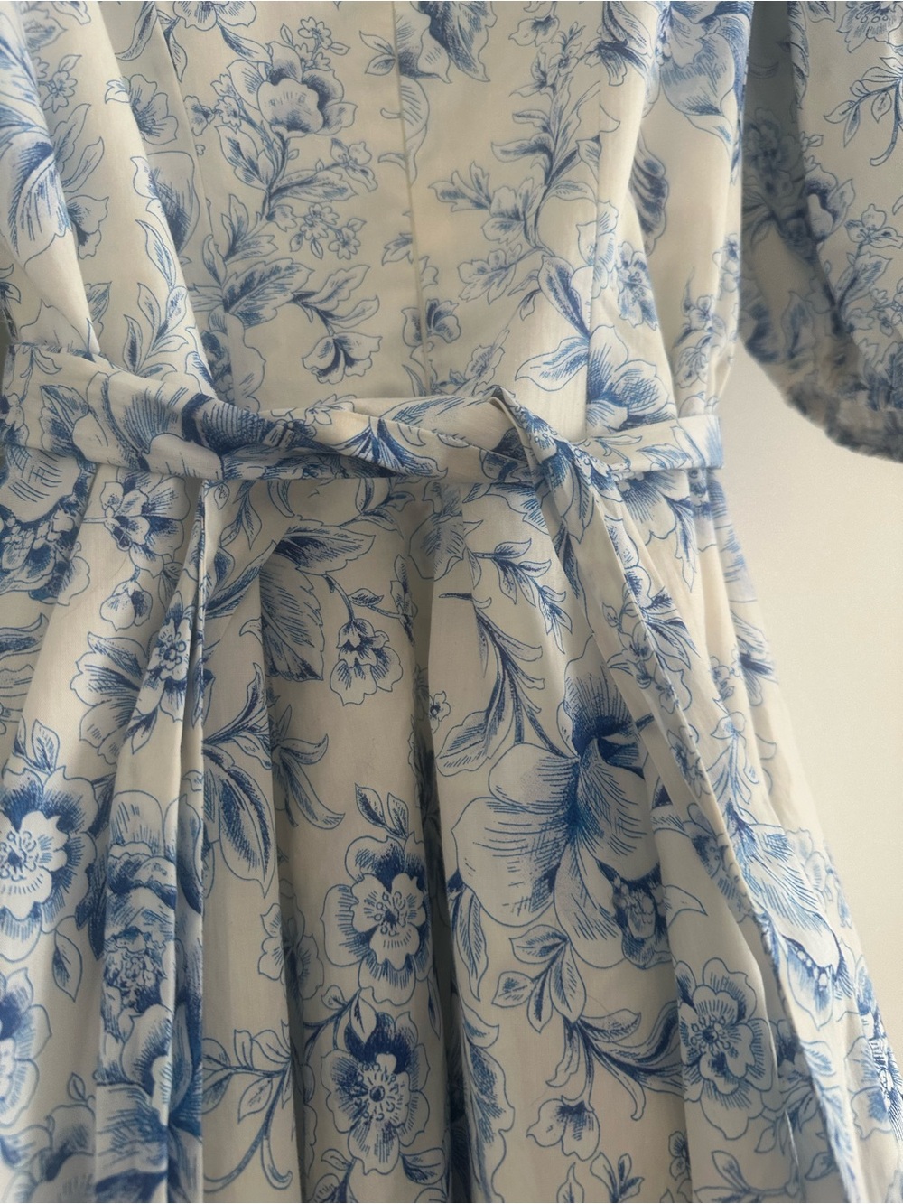 Lavi Couture Blue Floral Puff Sleeve Wrap Mini Dress - Picture 5 of 5